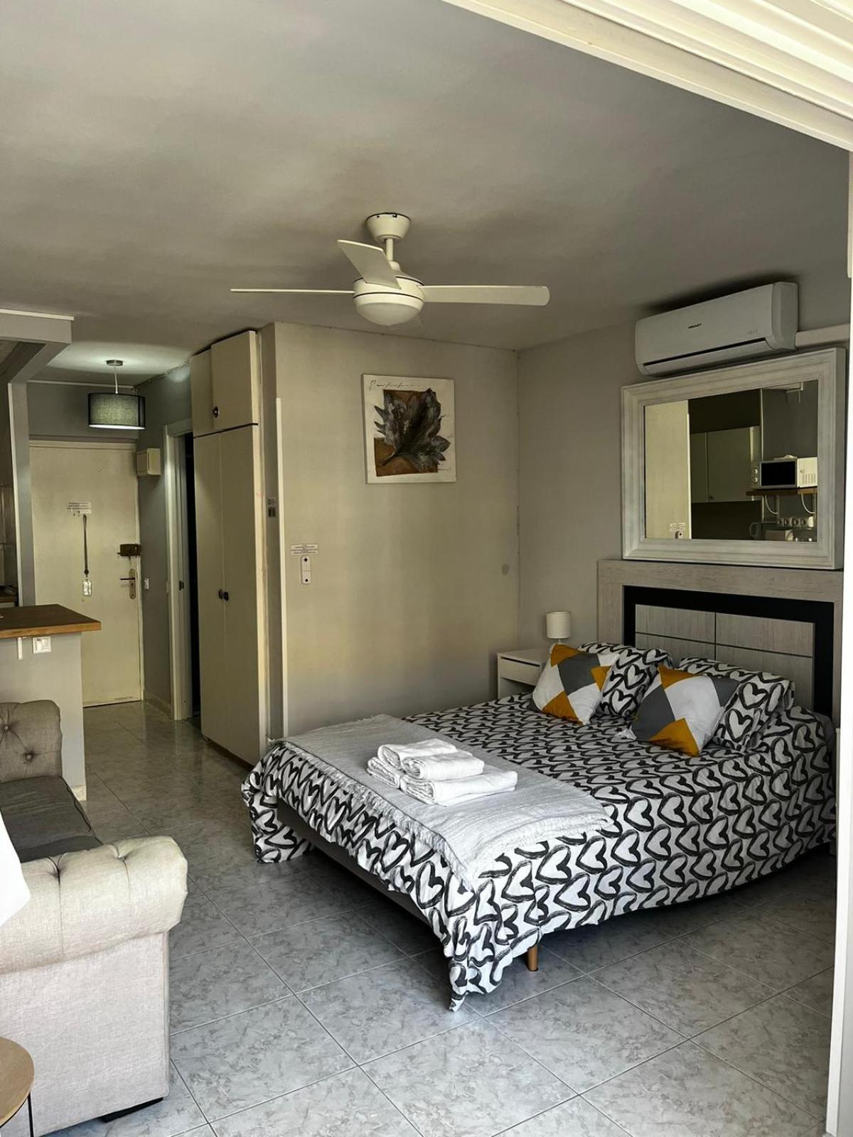 Encantador Estudio Con Piscina Benalmádena Exterior foto